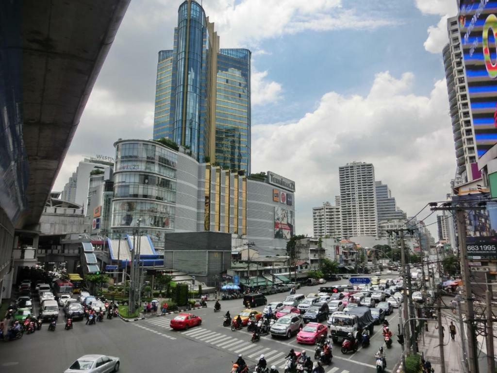 Beebedz Hostel กรุงเทพมหานคร ภายนอก รูปภาพ