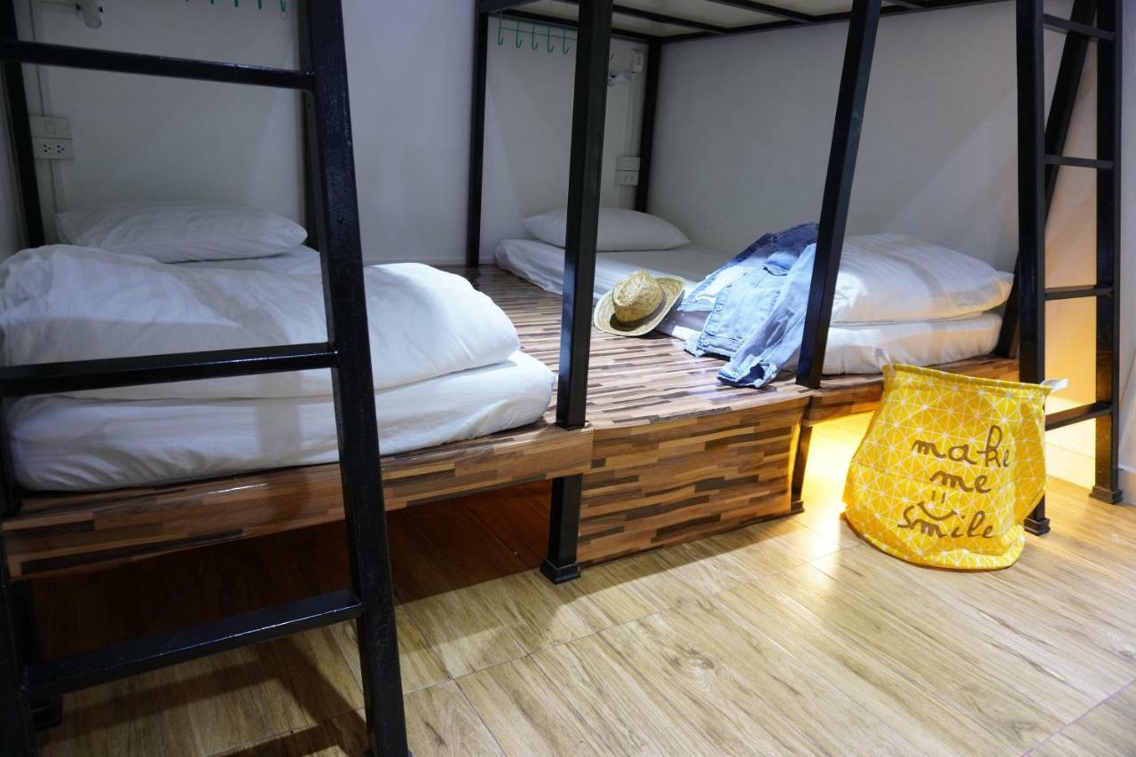 Beebedz Hostel กรุงเทพมหานคร ภายนอก รูปภาพ